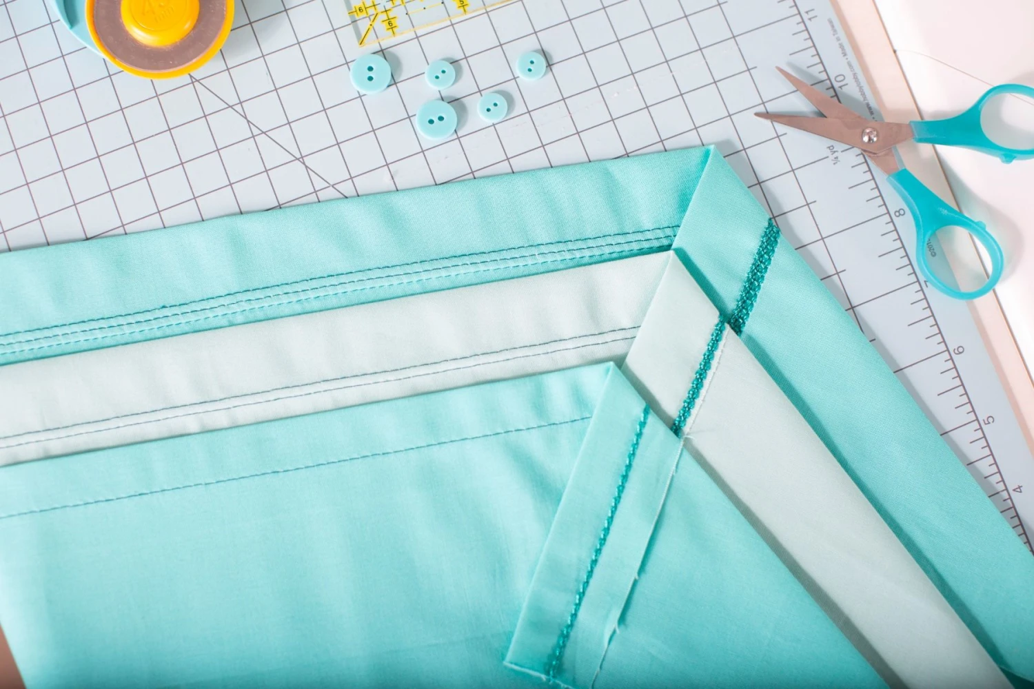 Baby Lock Euphoria Coverlock Machine 17 Baby Lock Euphoria Coverlock Machine - Image 15