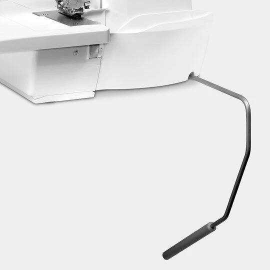 Bernina L 460 Serger 4 Bernina L 460 Serger - Image 2