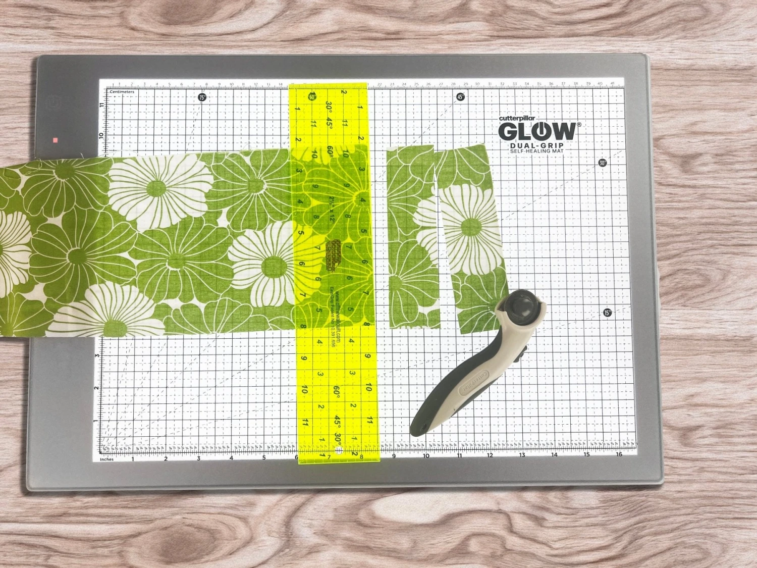 CutterPillar Glow Premium II Lightboard 12 CutterPillar Glow Premium II Lightboard - Image 10