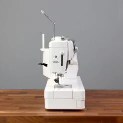 Handi Quilter HQ Stitch 610 Sewing Machine -Sewing Supplies Store handi quilter hq stitch 610 sewing machine sewing serger embroidery machines 139011