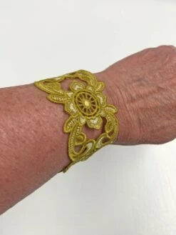 OESD Freestanding Lace Bracelets And Cuffs 7 OESD Freestanding Lace Bracelets And Cuffs -Sewing Supplies Store oesd freestanding lace bracelets and cuffs sewing accessories notions 630485