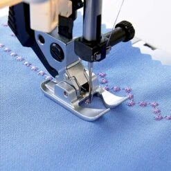 Pfaff Candlewicking Foot With IDT 820613-096