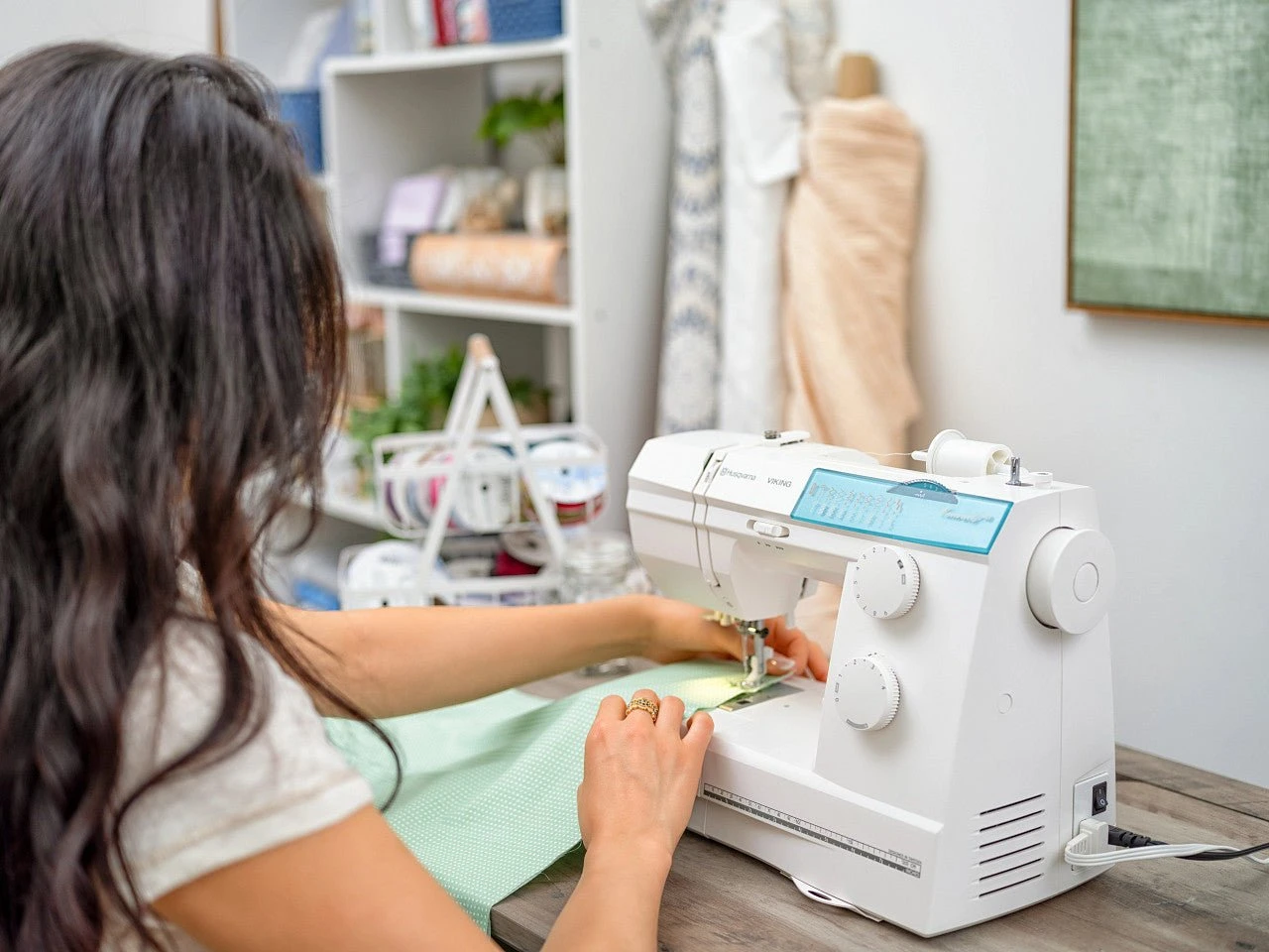 Viking Emerald 118 Sewing Machine 10 Viking Emerald 118 Sewing Machine - Image 8