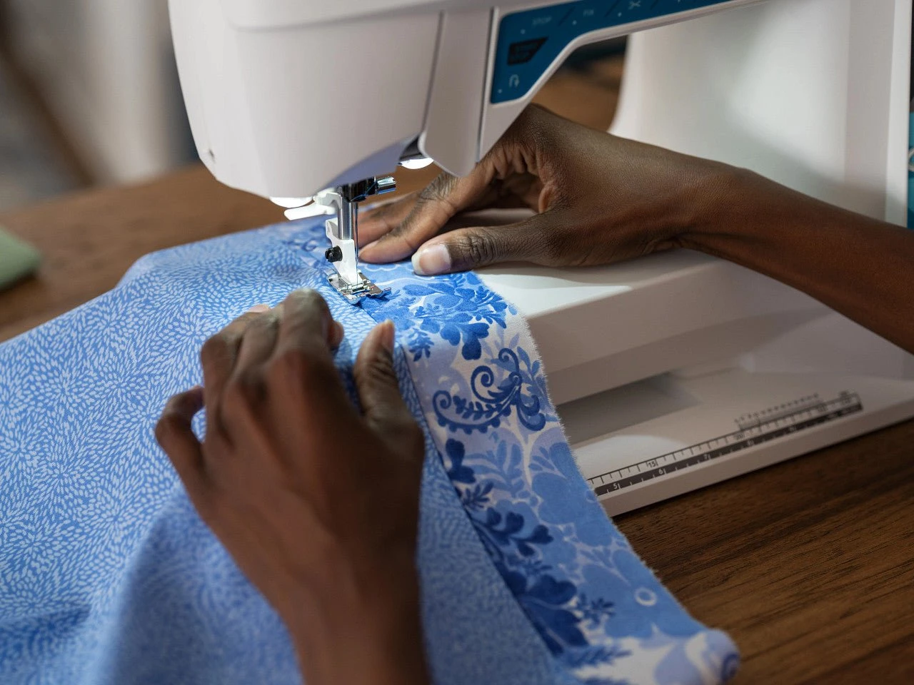 Viking Opal 670 Sewing Machine 9 Viking Opal 670 Sewing Machine - Image 7